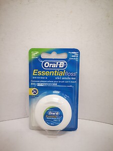 ORAL-B Essentials MINT FLOSS 50M